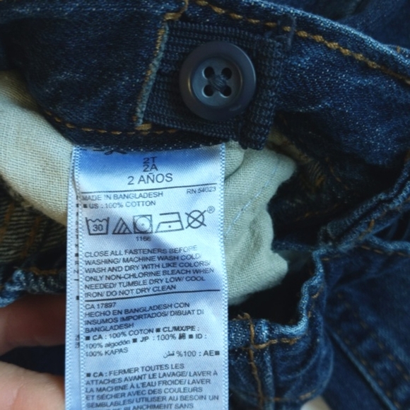 old navy straight leg dark wash denim jeans 2T toddler unisex gender neutral - Picture 6 of 8